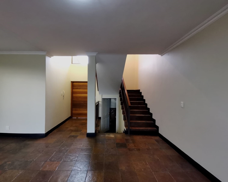 To Let 3 Bedroom Property for Rent in Woodland Hills Free State